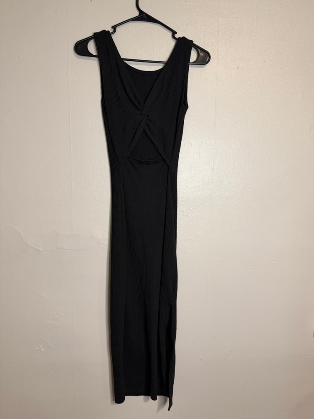 Sleeveless Black Twist-Front Midi Dress